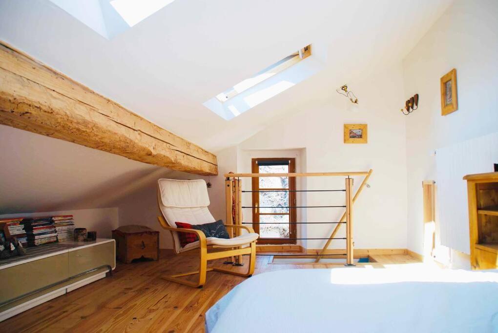 Maison 3 Chambres Au Lac D'Annecy, 30Min La Clusaz Мантон-Сен-Бернар Экстерьер фото